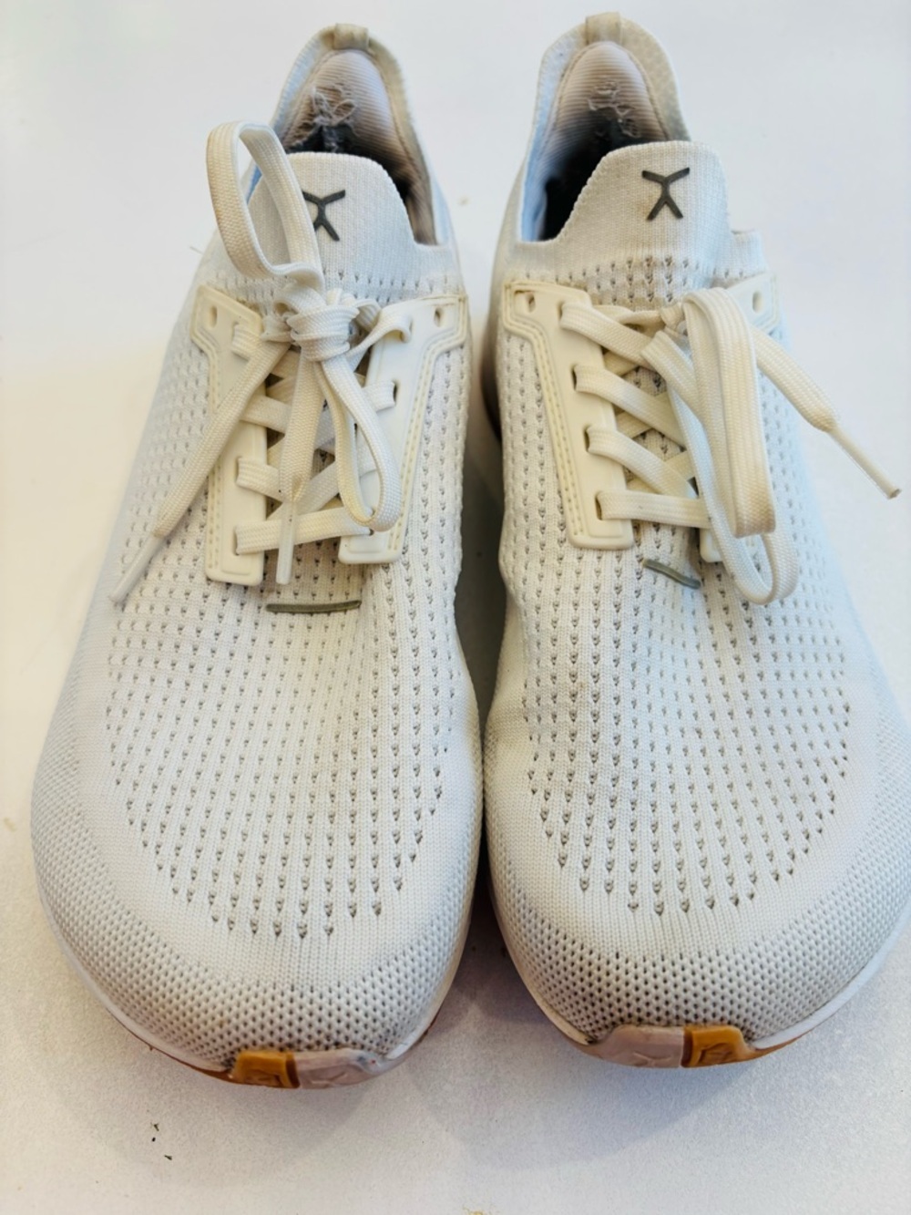 Men's White Knit Athletic Sneakers with Cushioned Foam Midsole size 8 - Picture 7 of 12